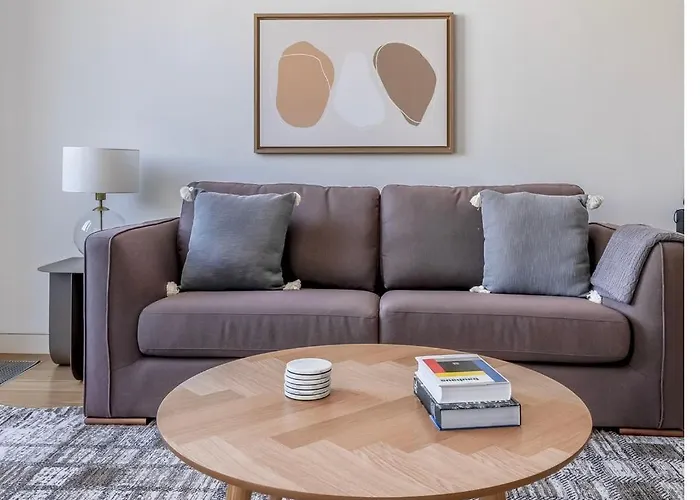 Deluxe T1 Ac Lisbona